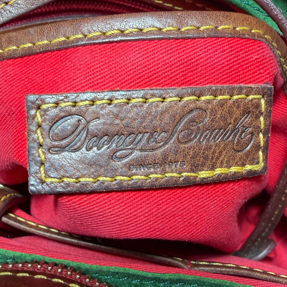 Vintage Dooney And Bourke Florentine Satchel With Bonus D&B Wristlet/Pouch✨ - Picture 13 of 16